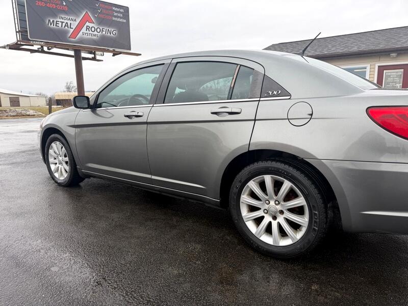 Chrysler 200 Touring 2013