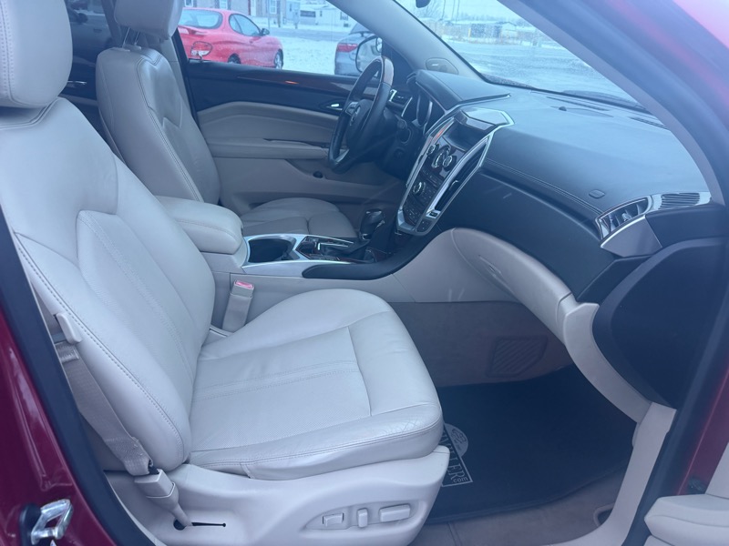 Cadillac SRX Luxury Collection AWD 2011