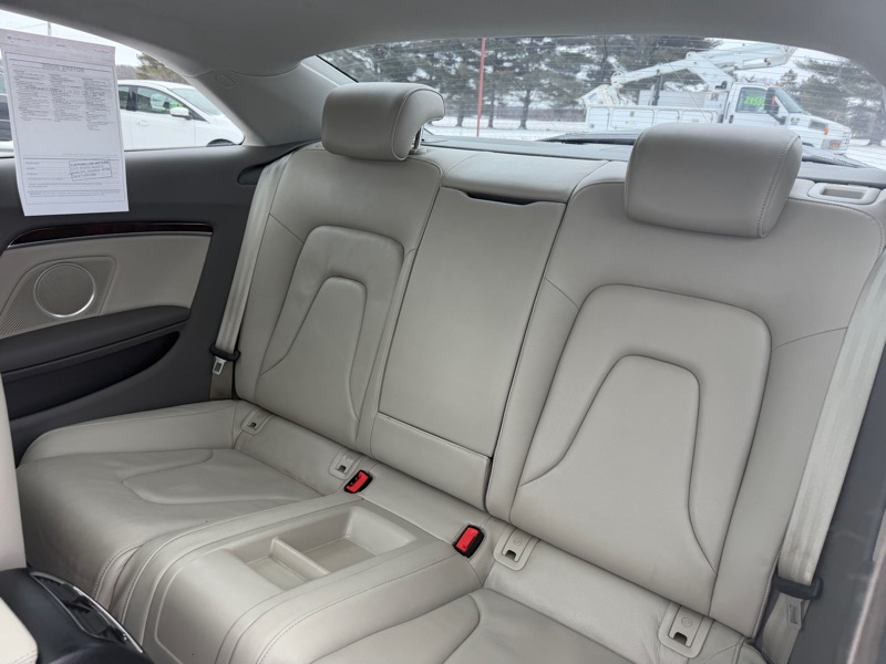 Audi A5 Coupe with Tiptronic 2009