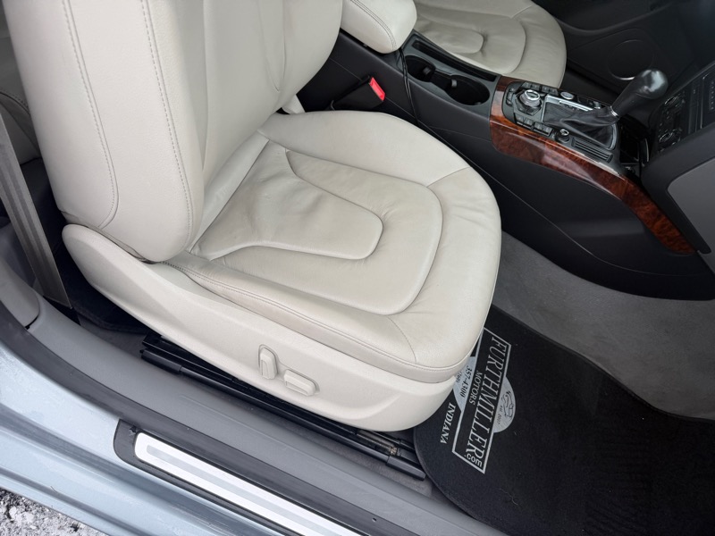 Audi A5 Coupe with Tiptronic 2009