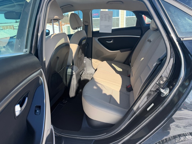 Hyundai Elantra GT A/T 2013