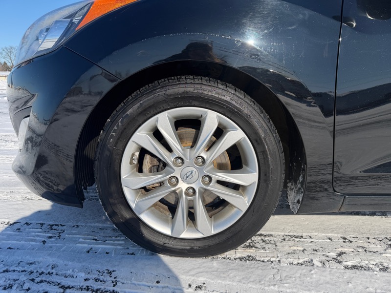 Hyundai Elantra GT A/T 2013