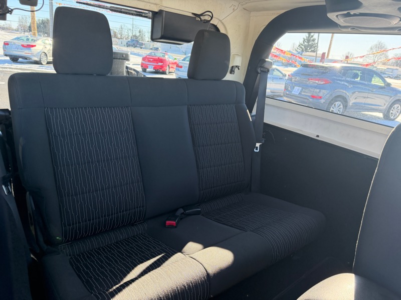 Jeep Wrangler Sport 4WD 2011