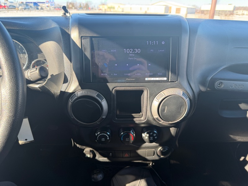 Jeep Wrangler Sport 4WD 2011