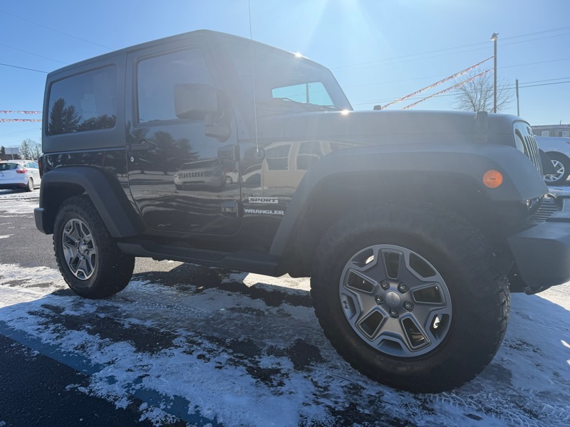Jeep Wrangler Sport 4WD 2011