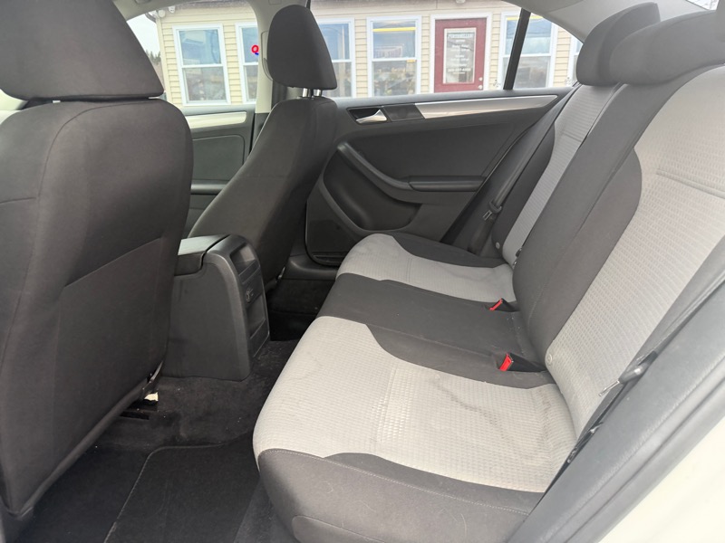 Volkswagen Jetta  2018