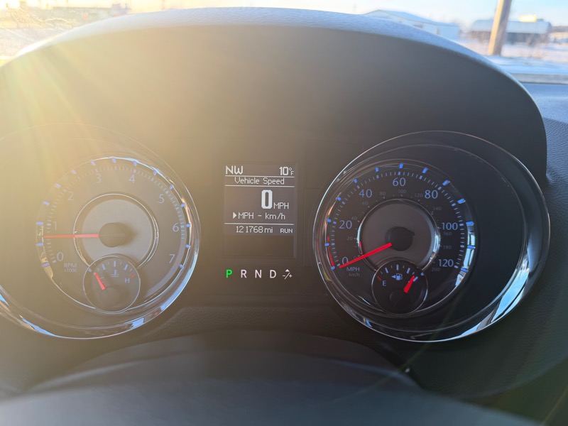 Chrysler Town & Country Touring-L 2012