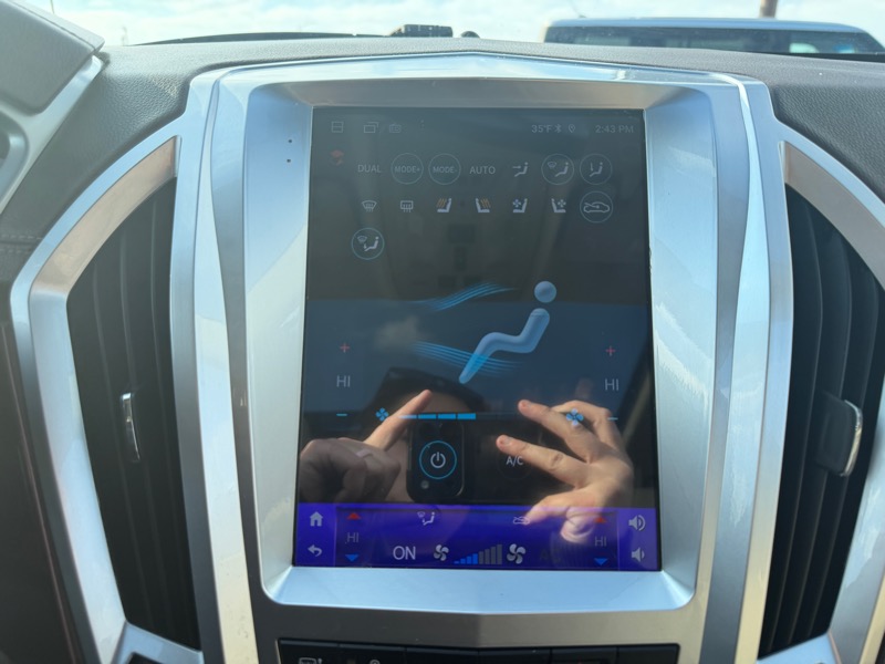 Cadillac SRX Luxury Collection AWD 2011