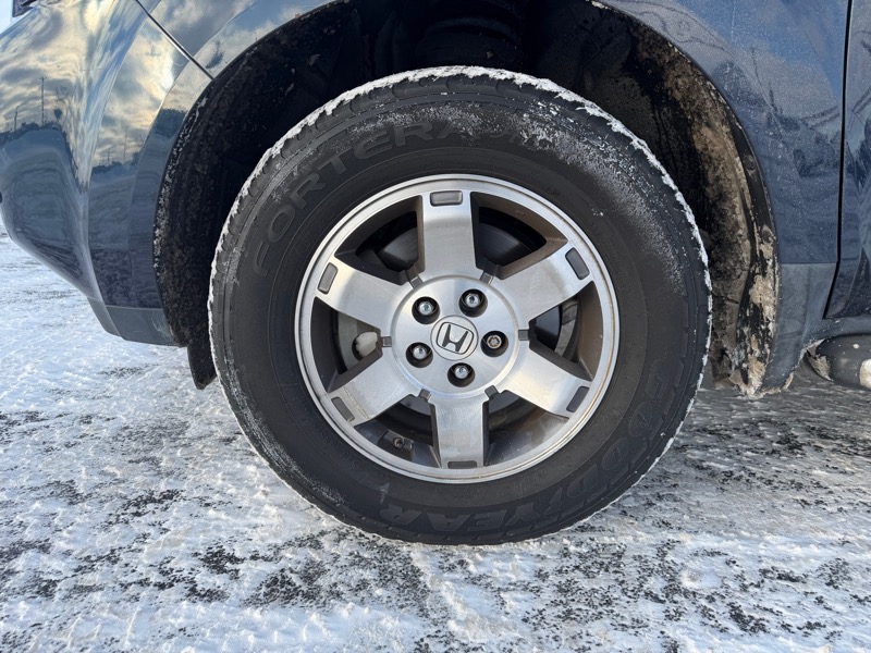 Honda Pilot Touring 2WD 5-Spd AT with DVD 2011