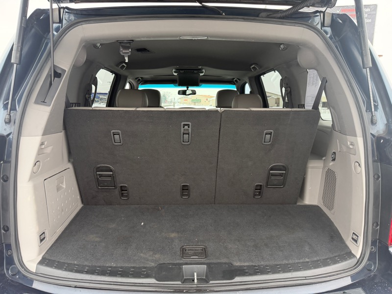 Honda Pilot Touring 2WD 5-Spd AT with DVD 2011