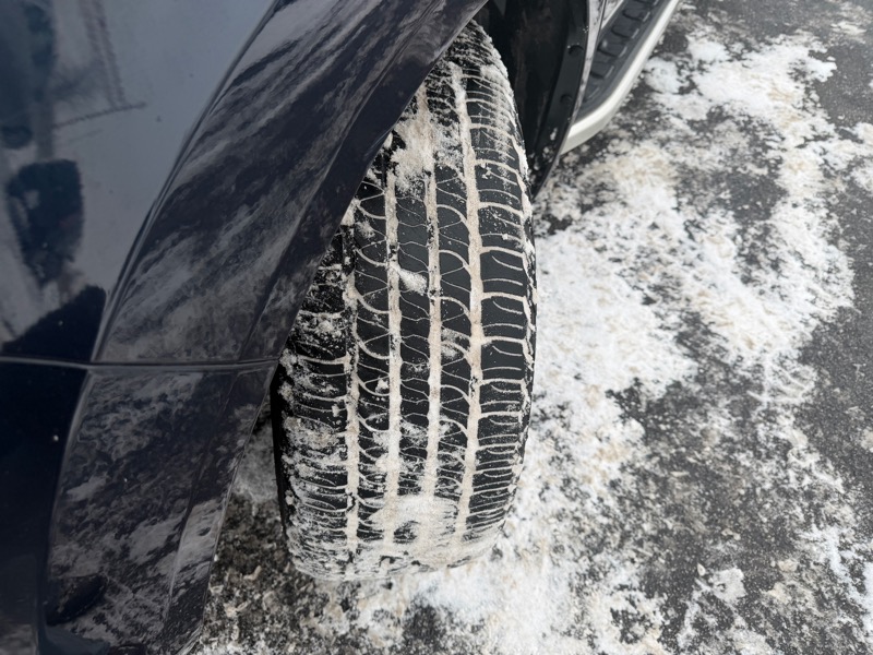 Honda Pilot Touring 2WD 5-Spd AT with DVD 2011