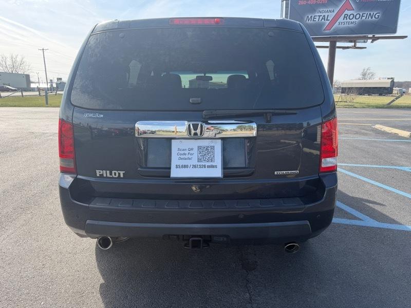 Honda Pilot Touring 2WD 5-Spd AT with DVD 2011