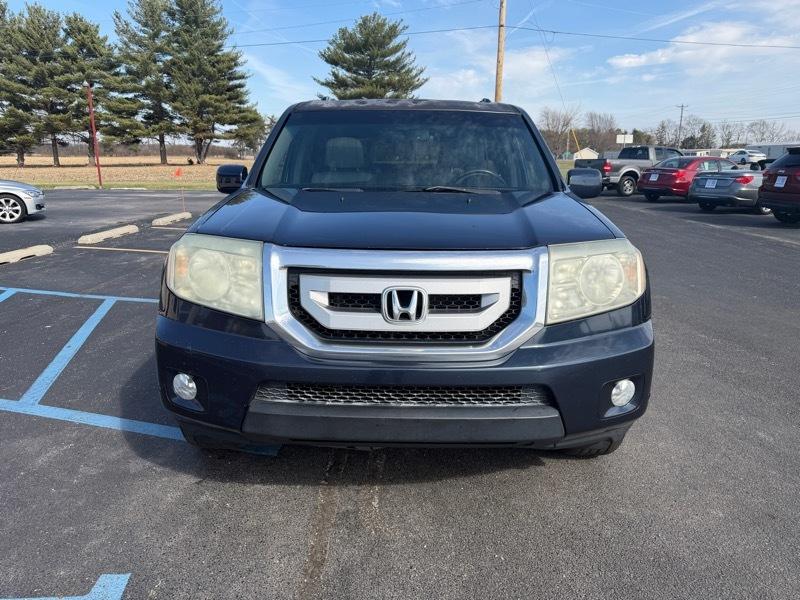 Honda Pilot Touring 2WD 5-Spd AT with DVD 2011