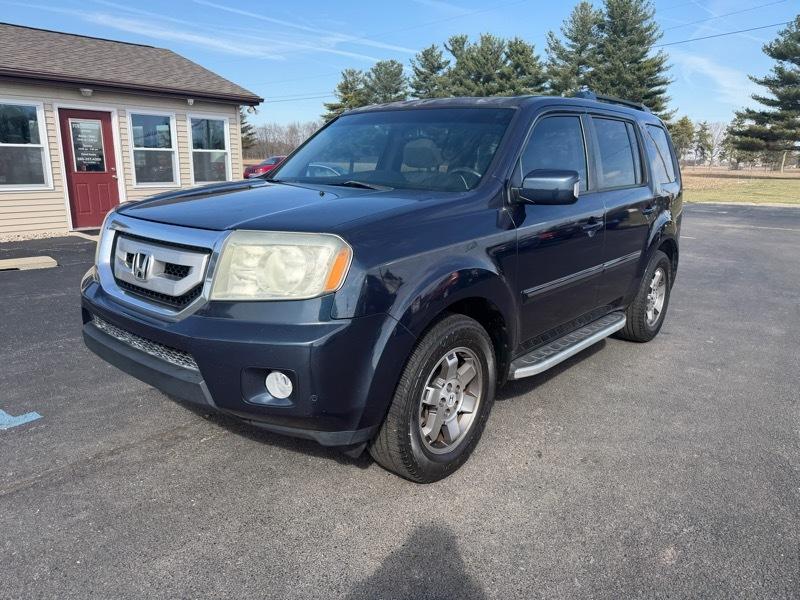 Honda Pilot Touring 2WD 5-Spd AT with DVD 2011