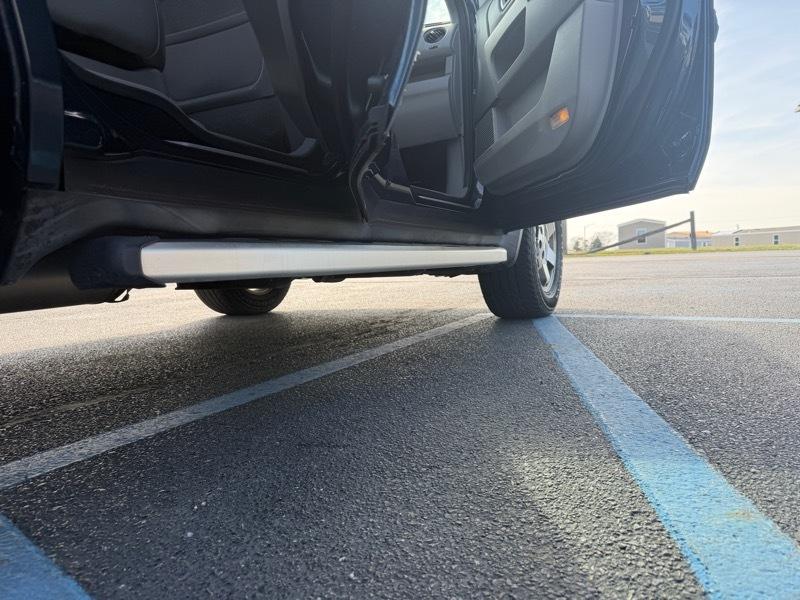 Honda Pilot Touring 2WD 5-Spd AT with DVD 2011