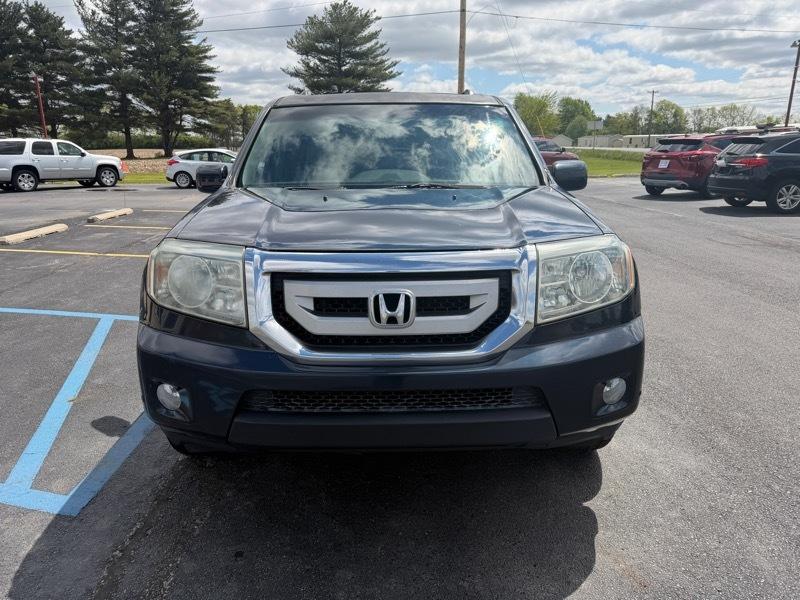 Honda Pilot Touring 2WD 5-Spd AT with DVD 2011