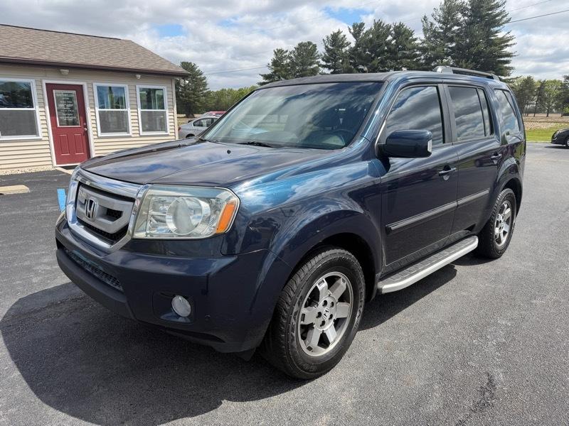 Honda Pilot Touring 2WD 5-Spd AT with DVD 2011