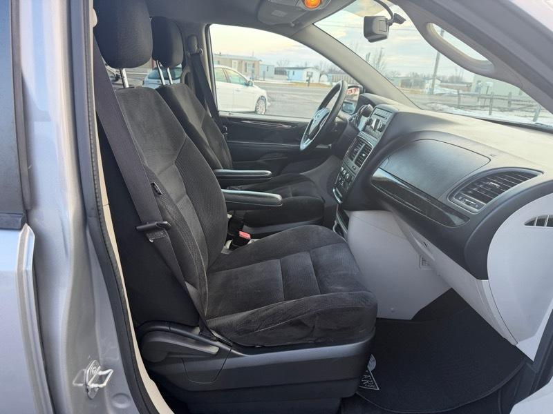 Dodge Grand Caravan SE 2015