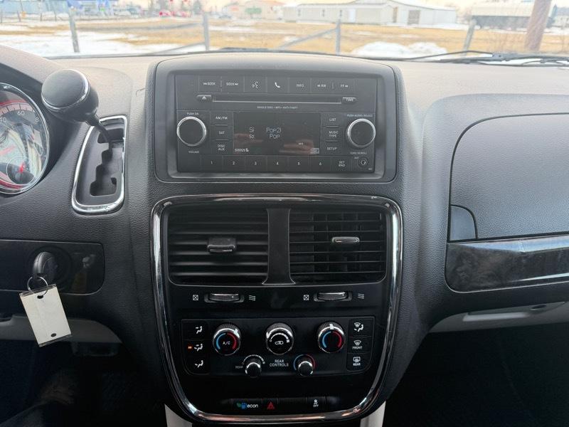 Dodge Grand Caravan SE 2015