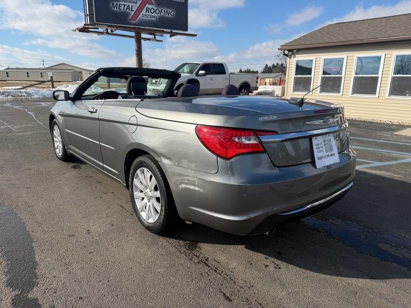 Chrysler 200 Touring Convertible 2013