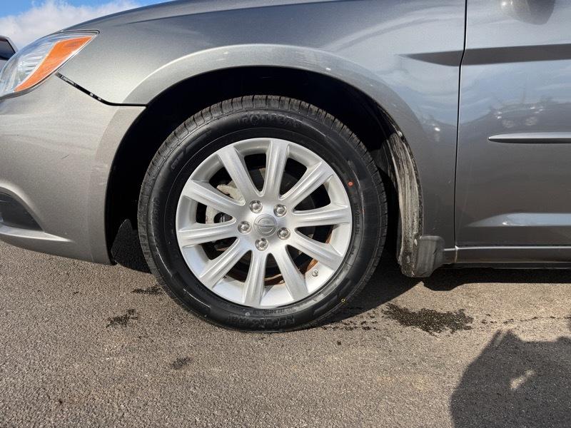 Chrysler 200 Touring Convertible 2013