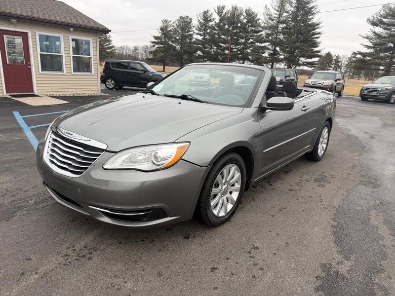 Chrysler 200 Touring Convertible 2013