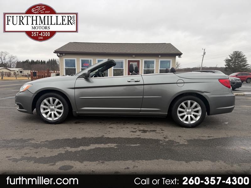 2013 Chrysler 200 Touring Convertible