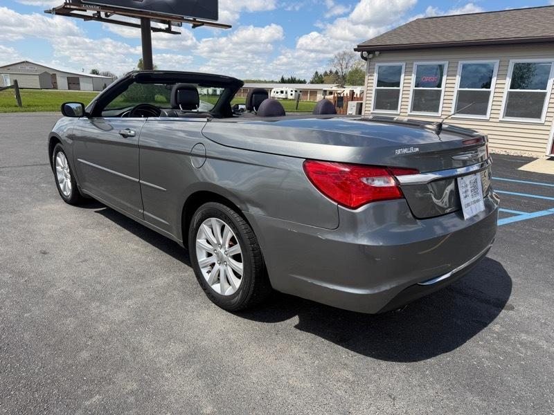 Chrysler 200 Touring Convertible 2013