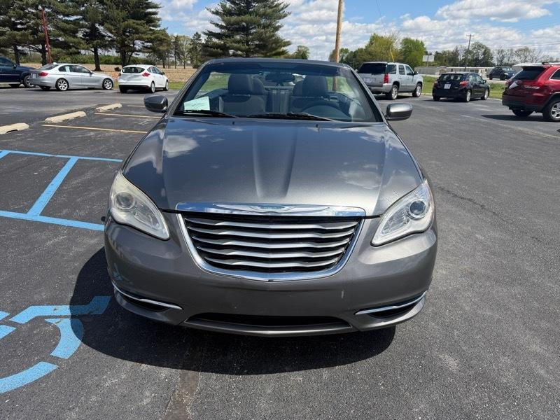 Chrysler 200 Touring Convertible 2013