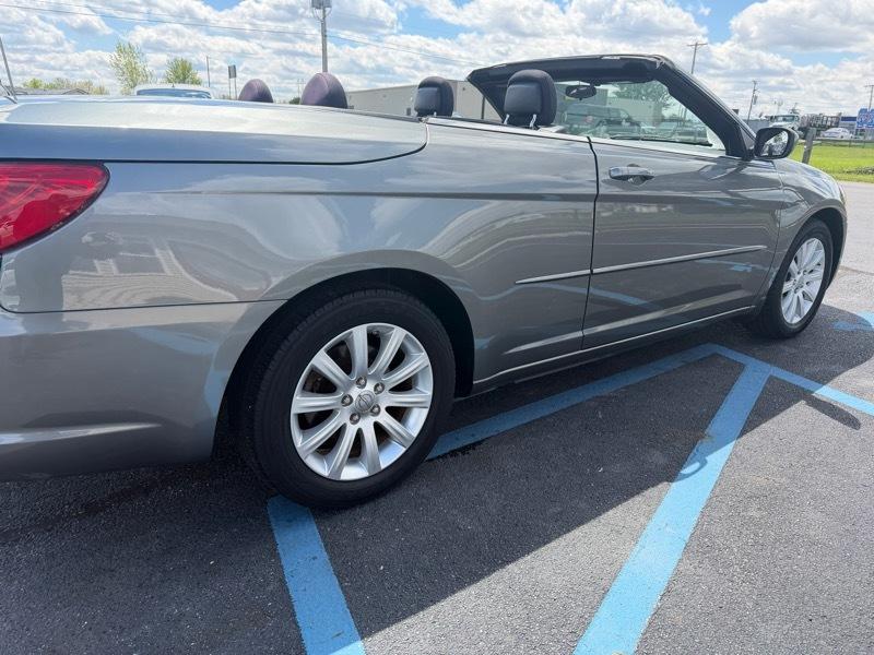 Chrysler 200 Touring Convertible 2013