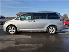2011 Toyota Sienna 