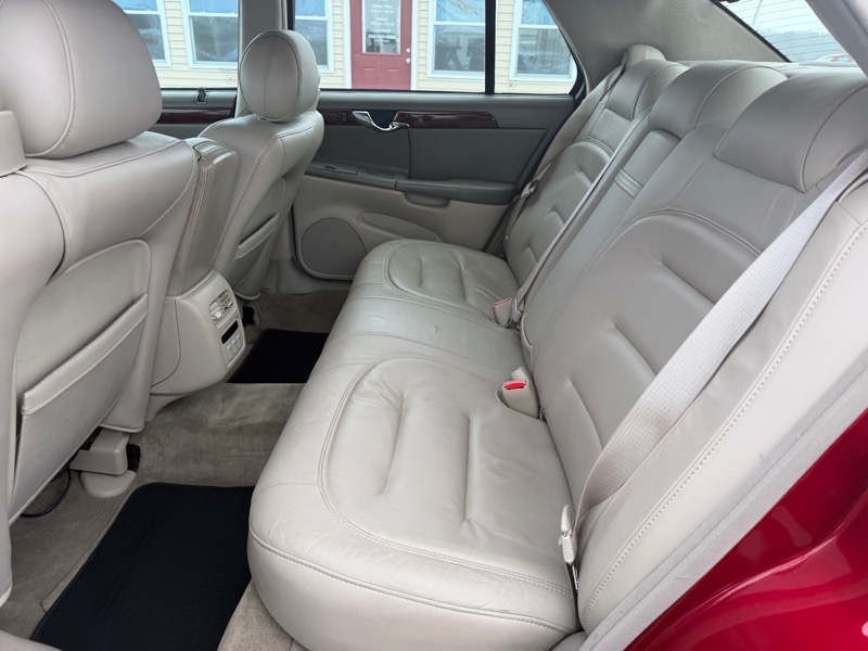 Cadillac DeVille Sedan 2003