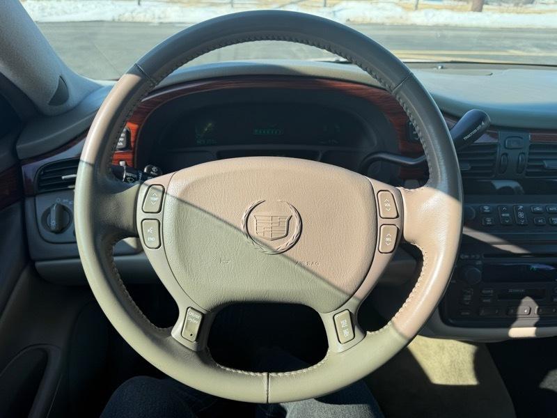 Cadillac DeVille Sedan 2003