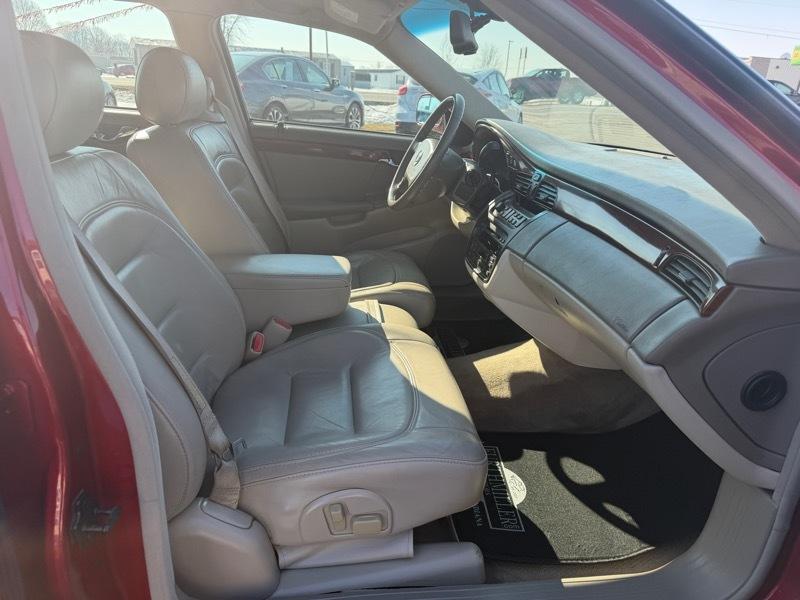 Cadillac DeVille Sedan 2003