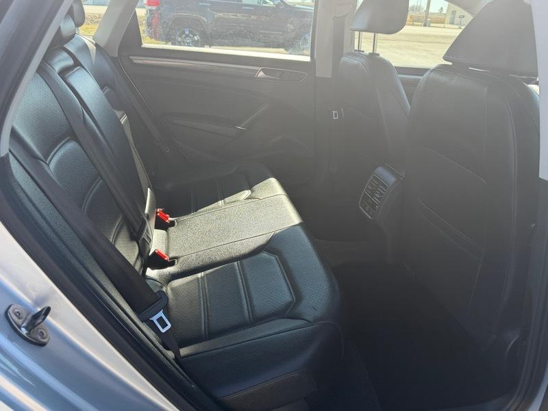 Volkswagen Passat  2016