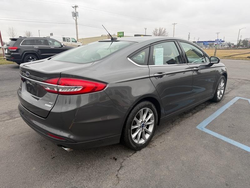 Ford Fusion SE 2017