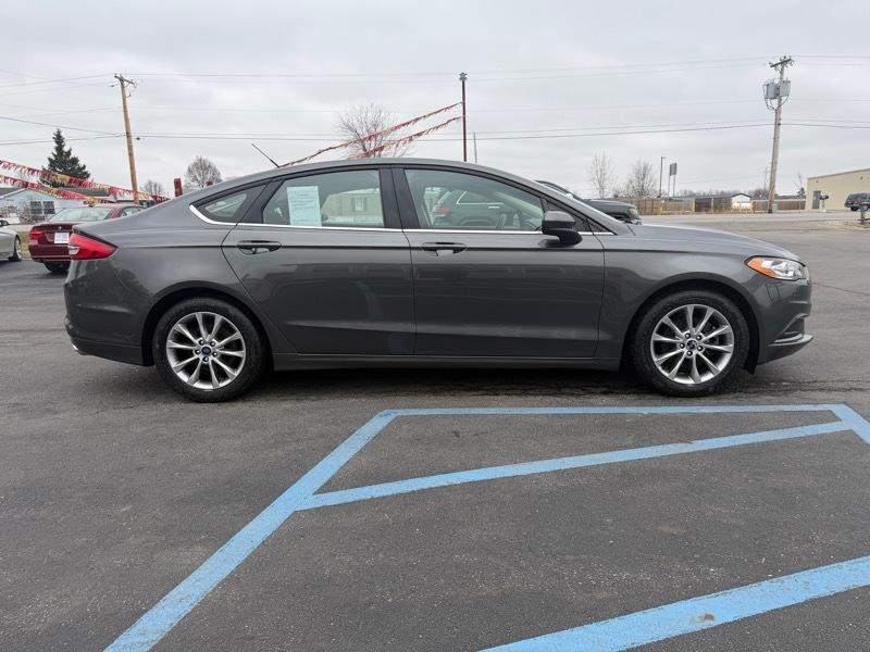 Ford Fusion SE 2017