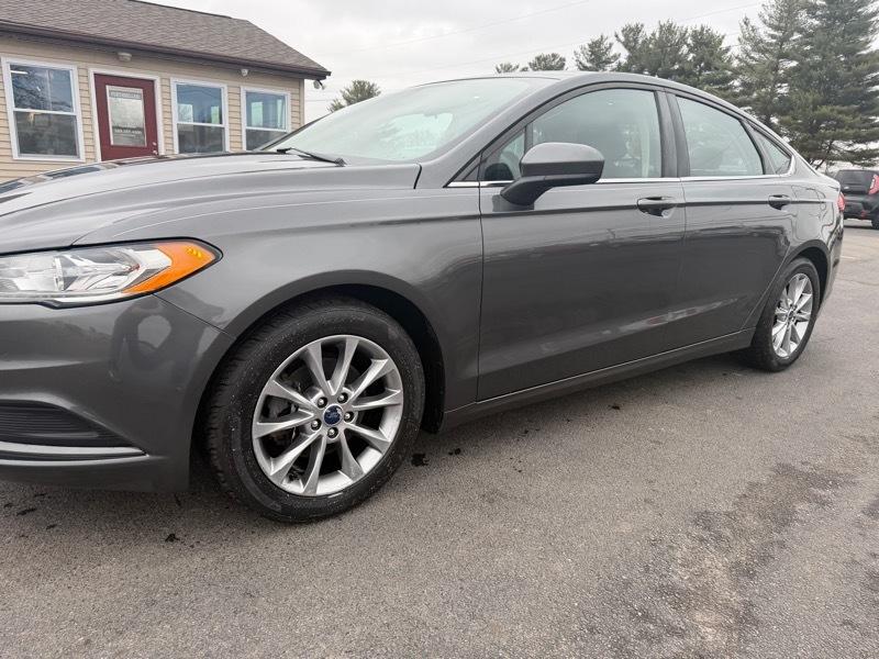 Ford Fusion SE 2017