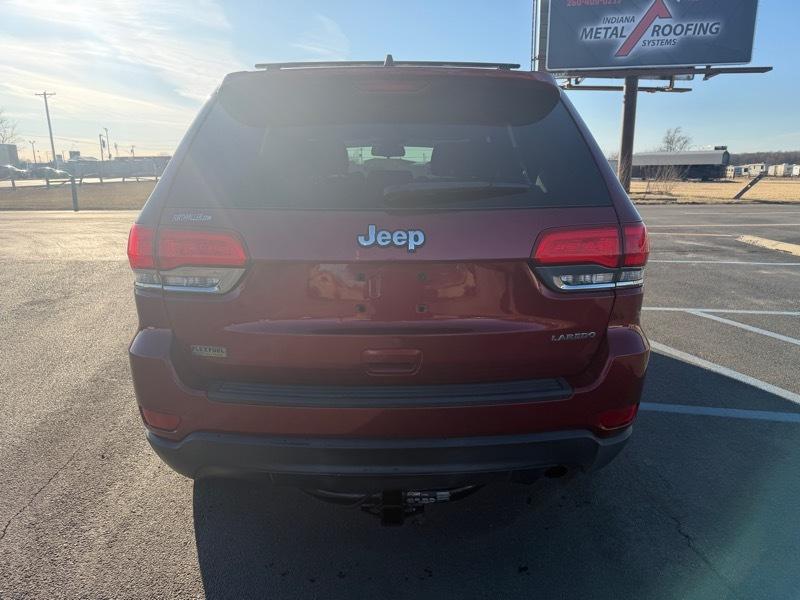 Jeep Grand Cherokee Laredo 2WD 2014