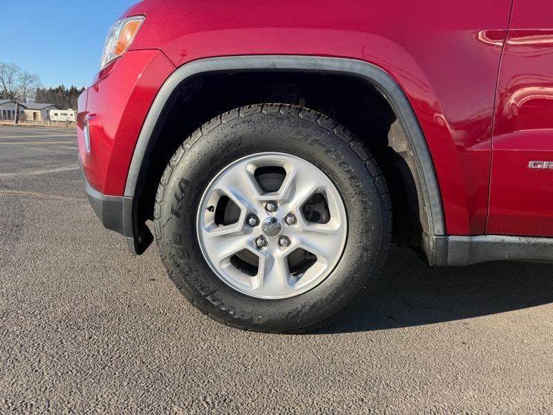 Jeep Grand Cherokee Laredo 2WD 2014