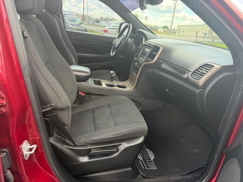 Jeep Grand Cherokee Laredo 2WD 2014