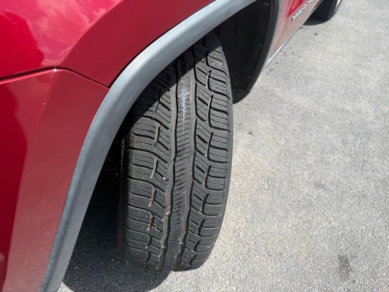 Jeep Grand Cherokee Laredo 2WD 2014