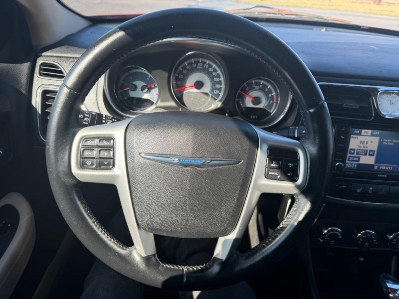 Chrysler 200 Limited 2012