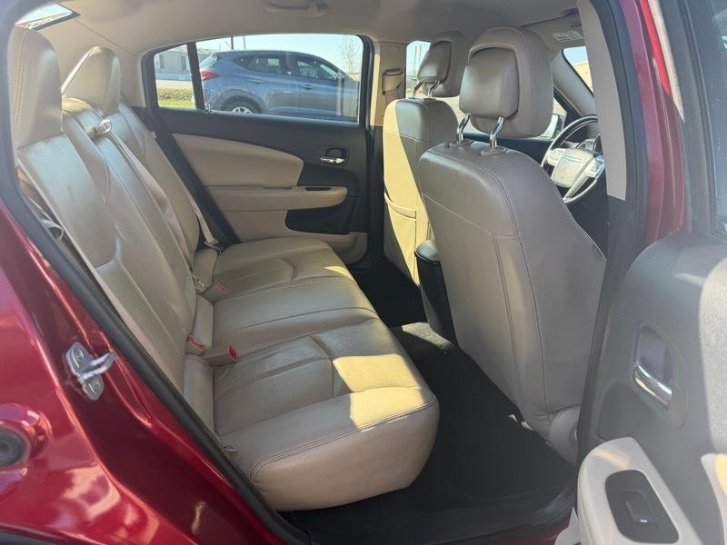 Chrysler 200 Limited 2012