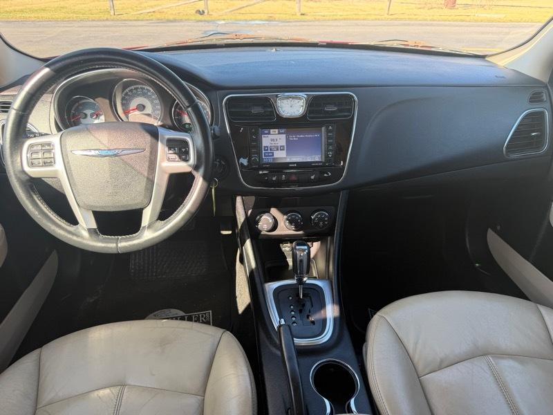 Chrysler 200 Limited 2012