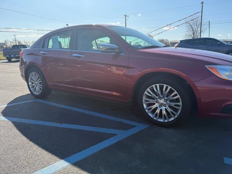 Chrysler 200 Limited 2012