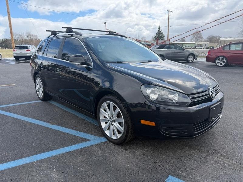 Volkswagen Jetta SportWagen 2.5L SE PZEV 2013