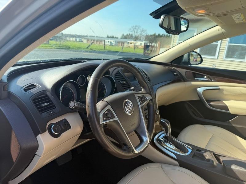 Buick Regal  2011