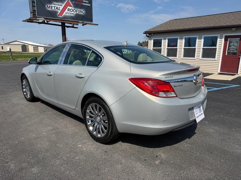 Buick Regal  2011