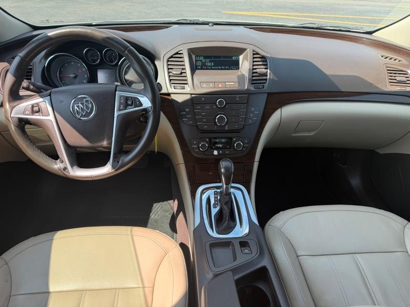 Buick Regal  2011